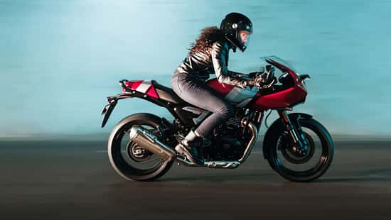 Triumph Thruxton 400