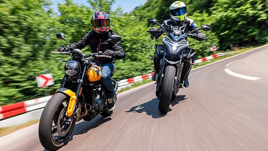 Motorrad Vergleichstest CFMoto 675 NK und die Triumph Trident 662