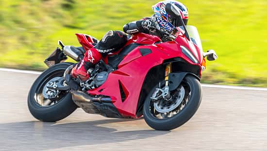 Ducati Panigale V2 S