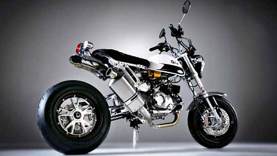 Honda Monkey 125 als Custombike mit Einarmschwinge von G-Craft
