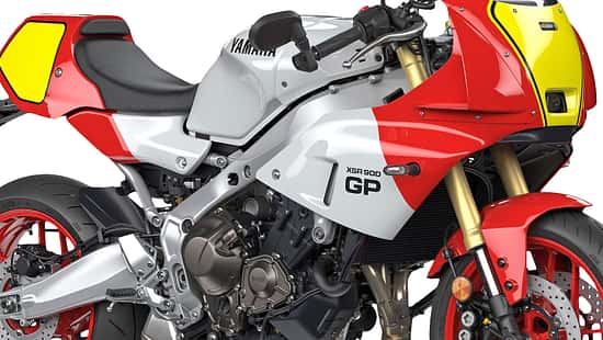 Ratgeber Neufahrzeug-Standuhren Aprilia XSR 900 GP