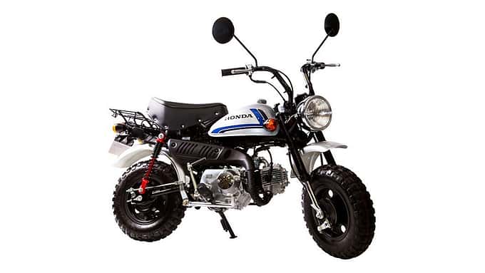 Diese Monkey im silberblauen Replica-Design erschien 2004 und wurde zu Ehren von Freddie Spencers Daytona-Sieg im Superbike-Rennen 1982 erschaffen.
