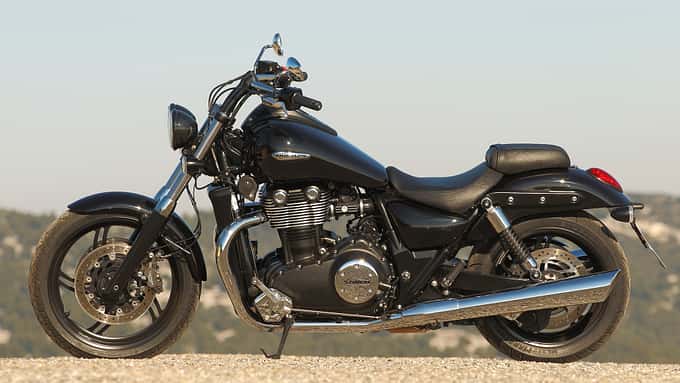 Triumph Thunderbird Storm.