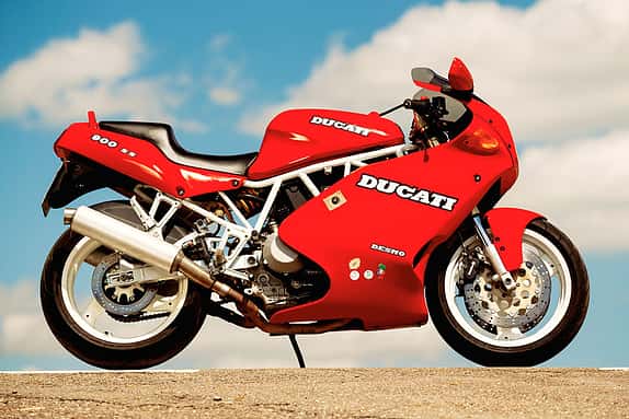 Ducati 900 SS.