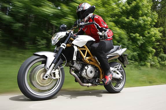 Aprilia SL 750 Shiver.