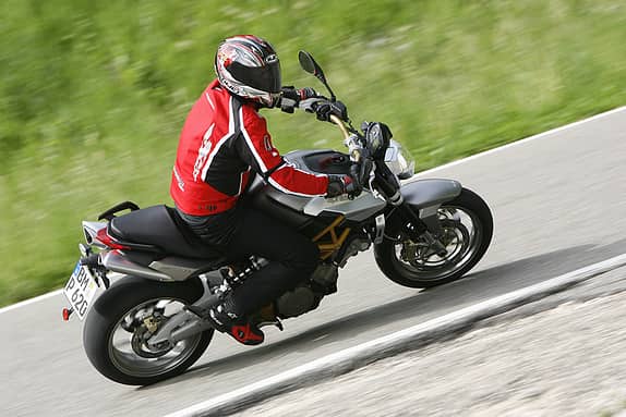 Aprilia SL 750 Shiver.
