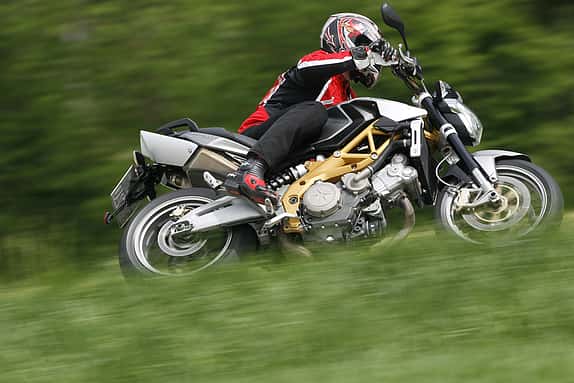 Aprilia SL 750 Shiver.
