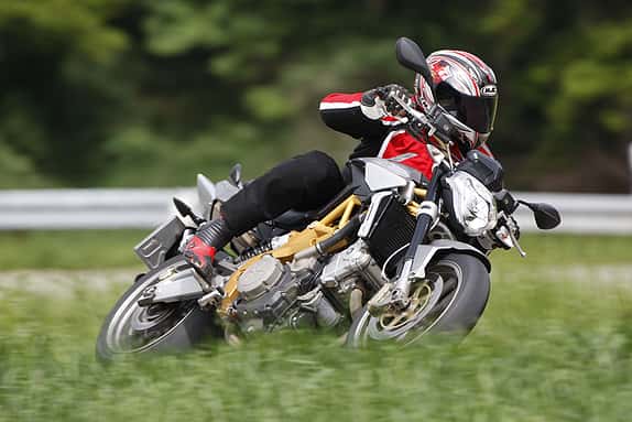 Aprilia SL 750 Shiver.
