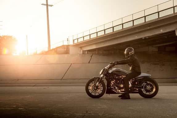 Ducati präsentierte bei der 76. Motorcycle Rally in Sturgis, SD/USA im August 2016 diese von Roland Sands umgebaute Ducati XDiavel.