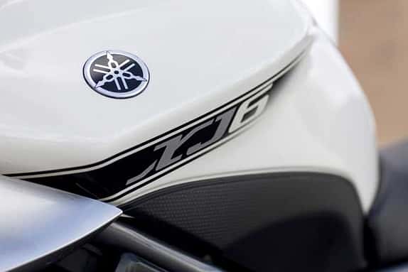 Neuer Feger in der Mittelklasse: Yamaha XJ6.