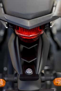 Neuer Feger in der Mittelklasse: Yamaha XJ6.