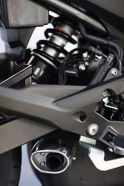 Neuer Feger in der Mittelklasse: Yamaha XJ6.