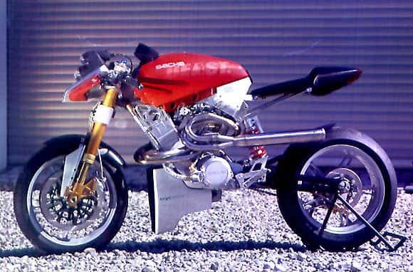 $(text:b:Sachs Beast (2000))$

Minimalkonsens: Als Sachs tief in der Krise steckte, ließen die Franken vom Designer Hans Georg Kasten dieses puristische Naked Bike bauen. Die Technikskulptur in Serie umzusetzen erwies sich schnell als Hirngespinst.

$(text:b:Voting-Ziffer: 16)$