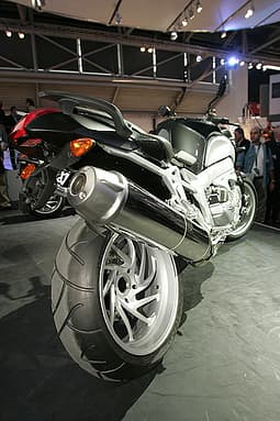Viel Power, wenig Windschutz: die neue BMW K 1200 R