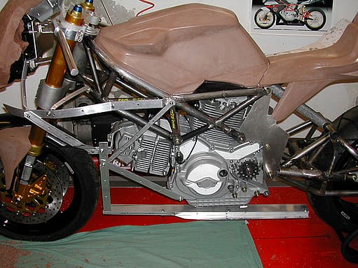 Aus der Entwicklungsgeschichte der Bimota DB5 mille - dokumentiert vom Designer.