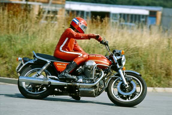 Moto Guzzi California.