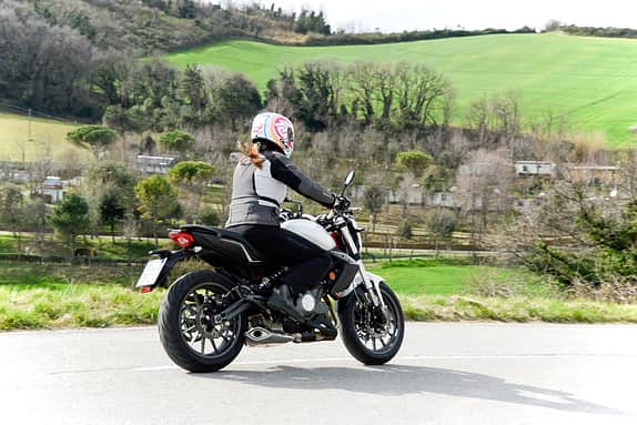 Benelli BN 302.