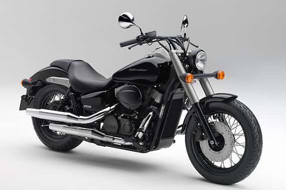 2010 gibt es zusätzlich das Modell Black ­Spirit – natürlich nur in der Farbe Schwarz – mit dickem 17-Zoll-Vorderrad, aber ohne ABS.