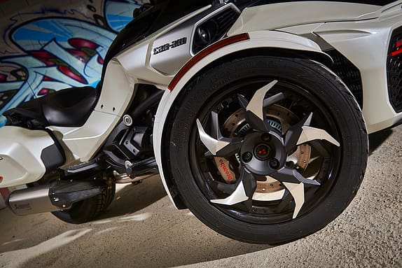 Can-Am Spyder F3 Limited im Kompakttest