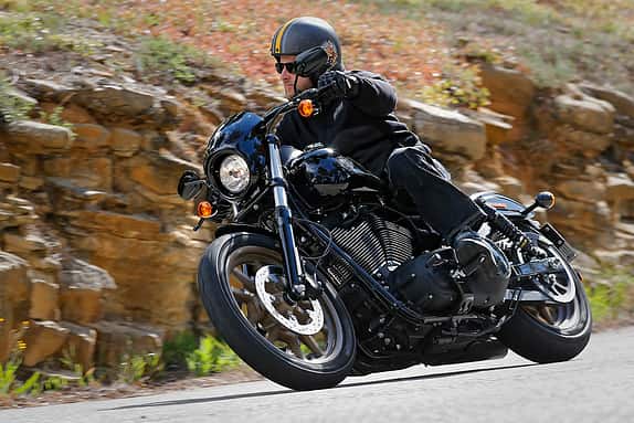 Die Harley-Davidson Low Rider S hat 1801 cm³ Hubraum...