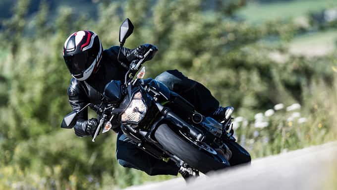 Per Drosselung lässt sich die Z 650 zum 48-PS-Bike umfunktionieren.