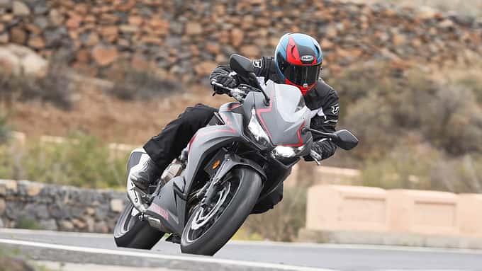 7.090 Euro inklusive Nebenkosten möchte Honda für die neue CBR 500 R haben.