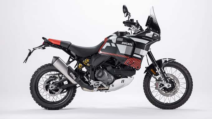 Ducati DesertX RR22 (2023)