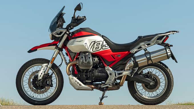 Moto Guzzi V85 TT (2024) Vergleichstest