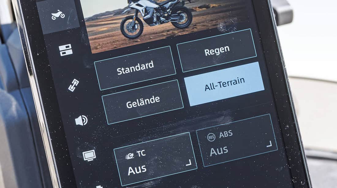 2318635.jpg