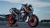 KTM 890 Duke R 2022