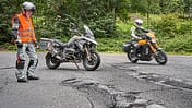 Straßenzustand Streckenkontrolleure auf Motorrädern in NRW