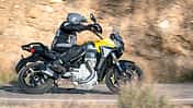 So fährt die neue Moto Guzzi Stelvio Fahrbericht (2024)